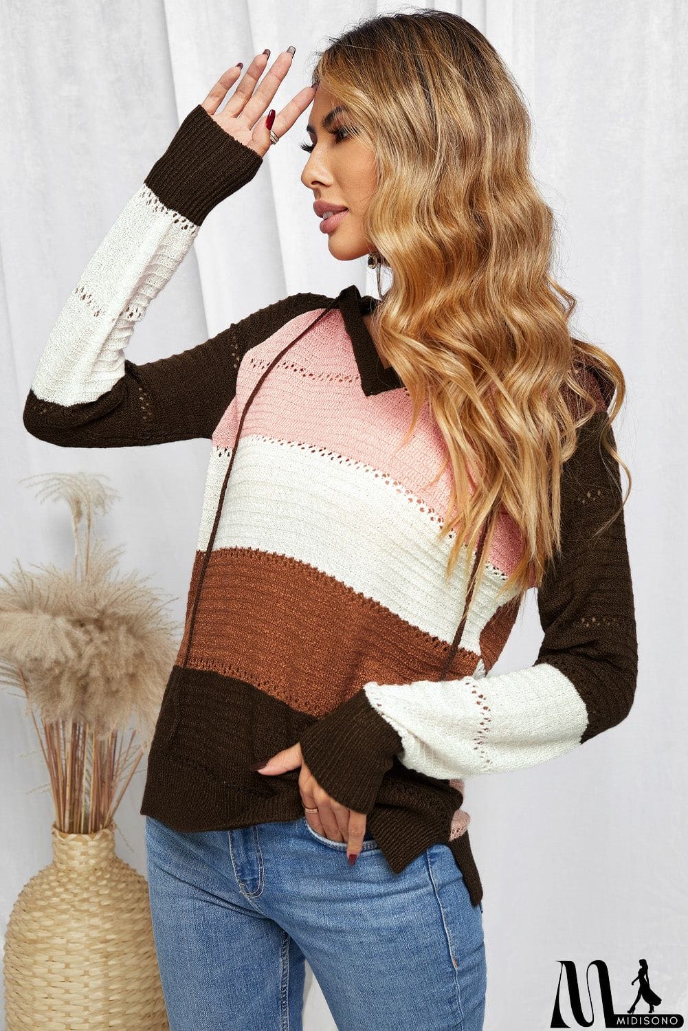 MidiSono - Classic Beach Bonfire Knitted Hoodie