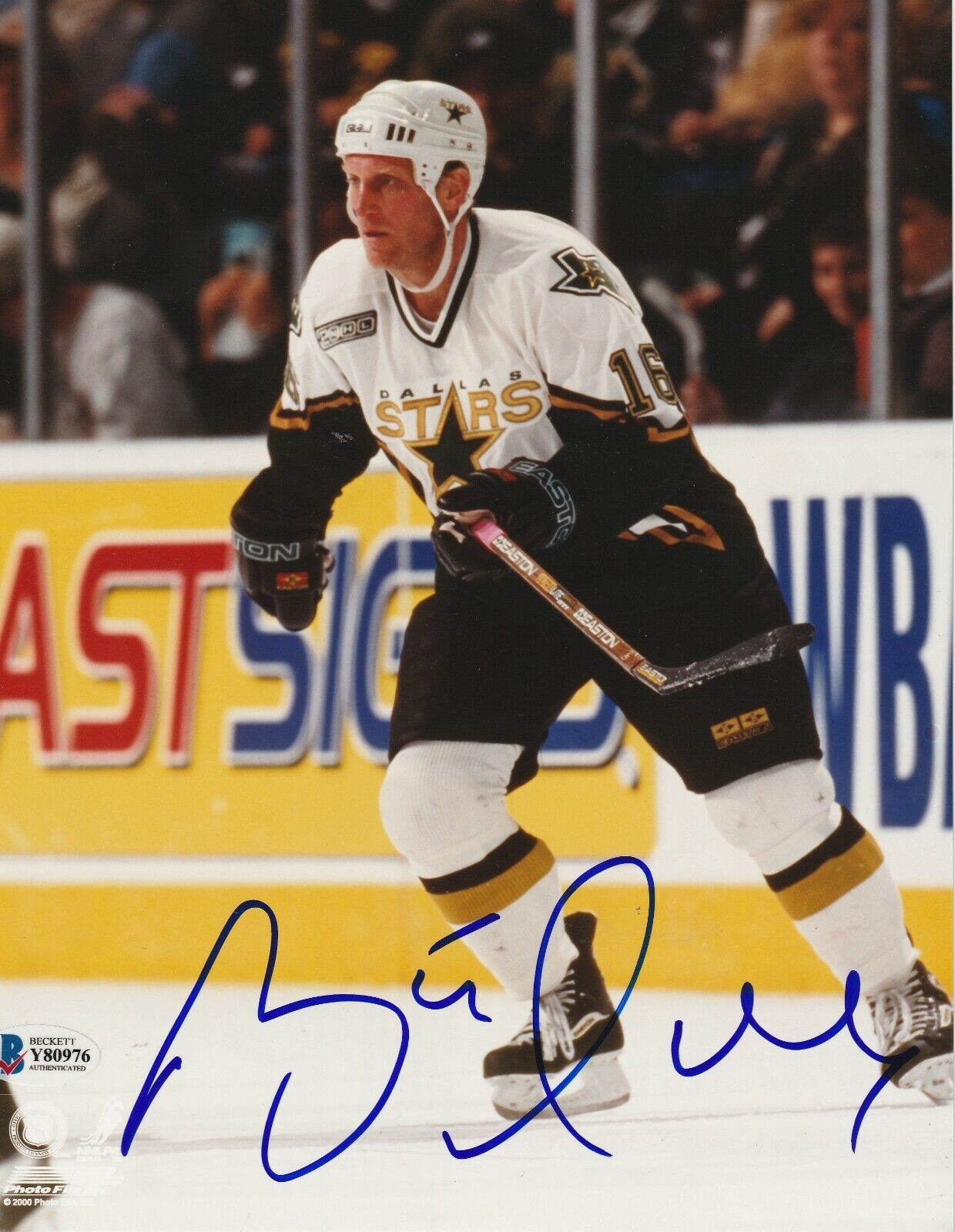 BRETT HULL Signed Dallas STARS 8X10 Photo Poster painting with Beckett COA