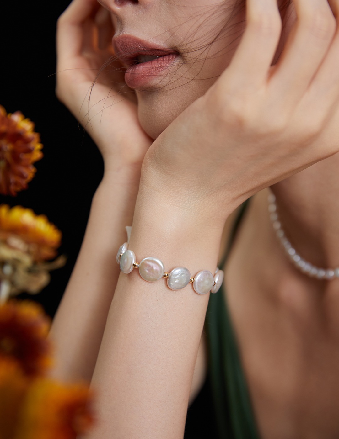  Baroque button pearl bracelet