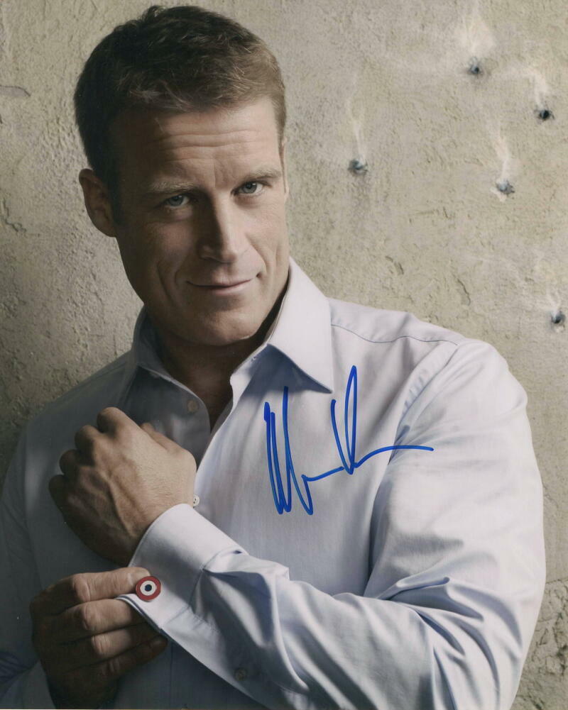 MARK VALLEY SIGNED AUTOGRAPH 8X10 Photo Poster painting - BOSTON LEGAL STUD, FRINGE HUMAN TARGET