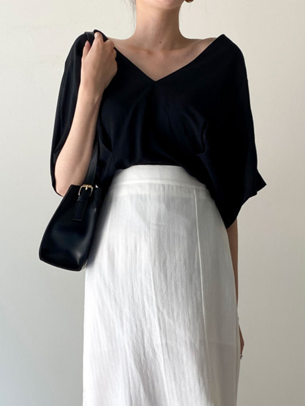 Deep-V Crisscross Pleated Solid Color Loose Top