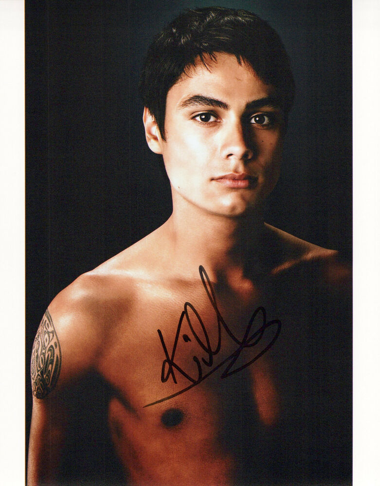 Kiowa Gordon Twilight New Moon autographed Photo Poster painting signed 8x10 #2 Embry Call