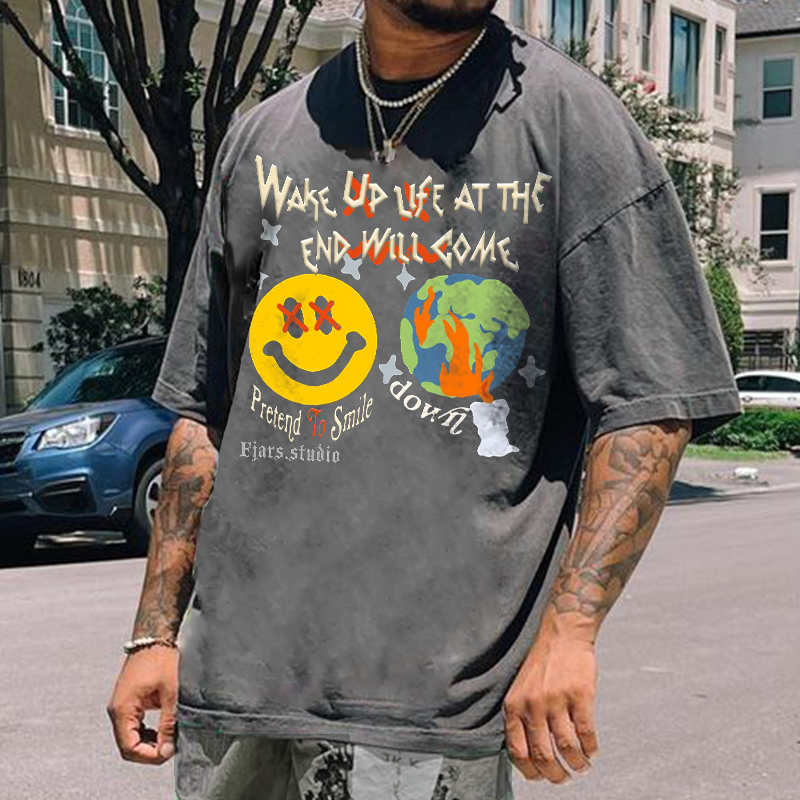 Men Wake Up We At The End Will Come Smiley Graphic Oversized Vintage T-Shirt