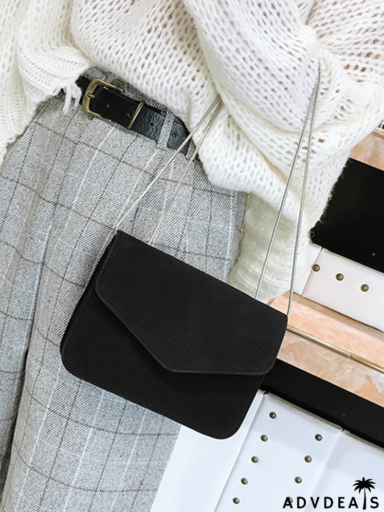 Flap Chain Crossbody Bag