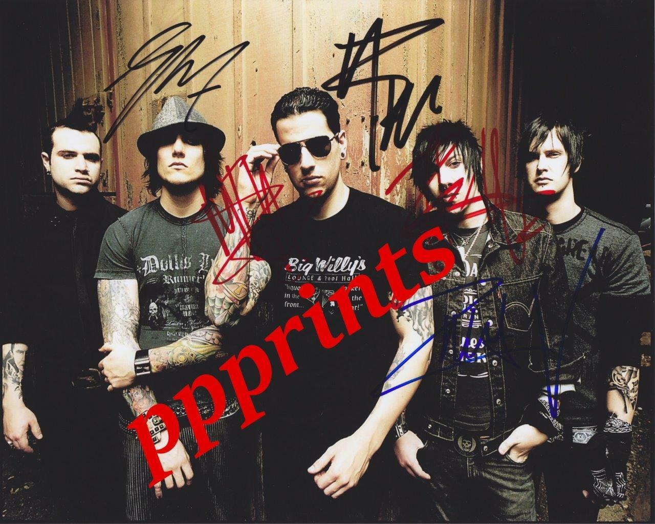 AVENGED SEVENFOLD THE REV M Shadows,Gates AUTOGRAPH 10X 8