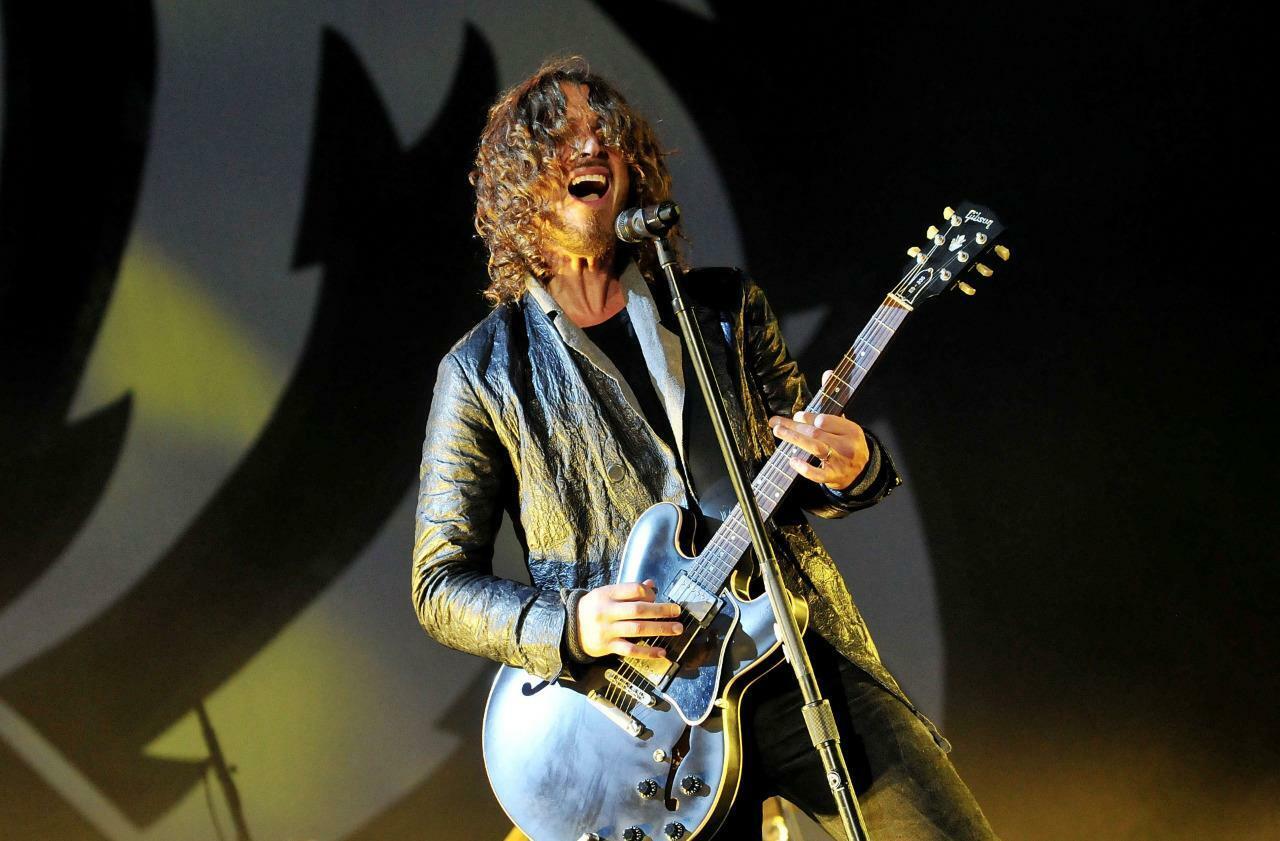 Chris Cornell 8x10 Picture Simply Stunning Photo Poster painting Gorgeous Celebrity #10