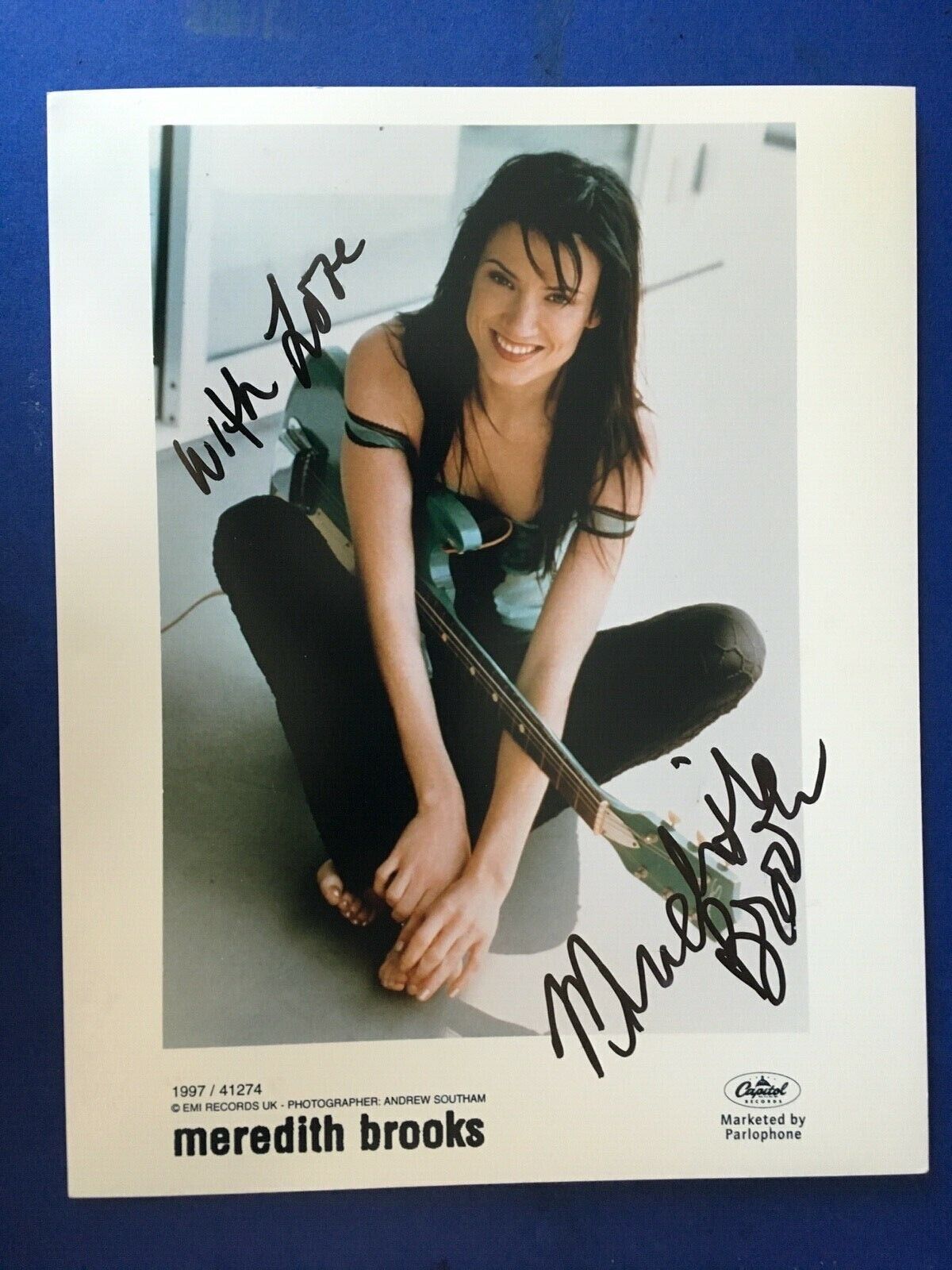 MEREDITH BROOKS - AMERICAN SINGER / SONGWRITER - EXCELLENT SIGNED PROMO Photo Poster painting