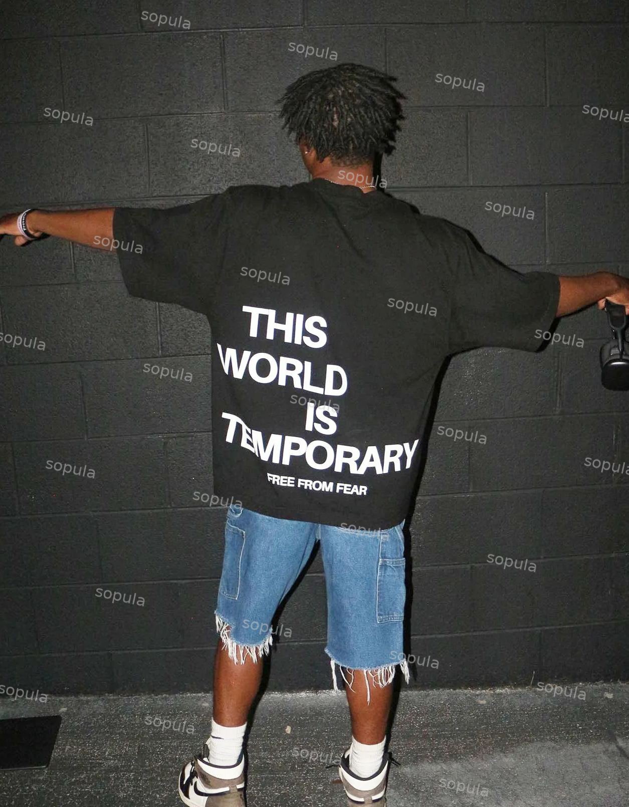 This World Is Temporary Printed Men's T-shirt - Sopula｜Premium Graphic Tees & Graphic Clothing