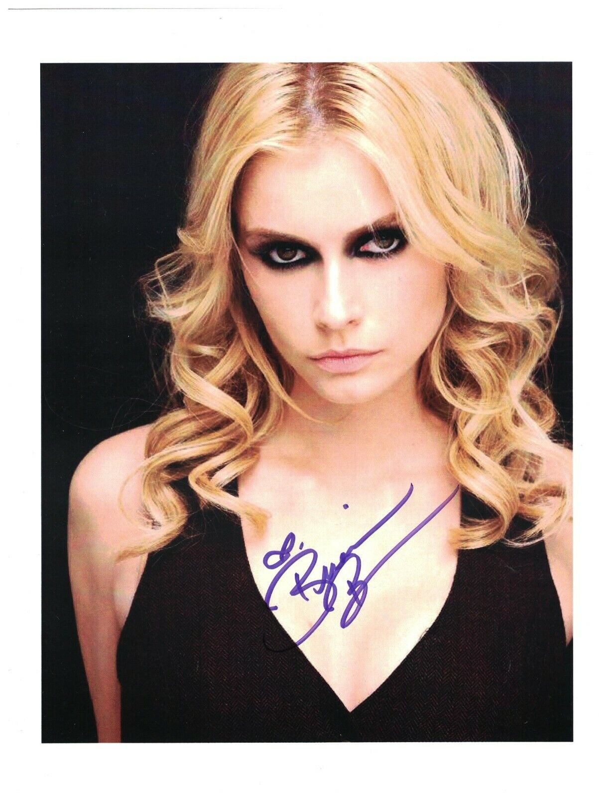 Brianna Brown Signed Autographed 8 1/2 x 11 Photo Poster painting Actress Devious Maids