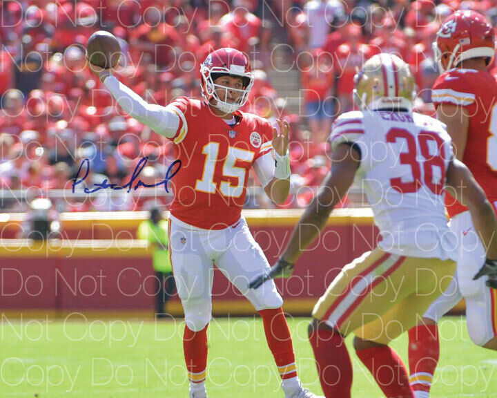 Patrick Mahomes II KC Chiefs signed 8X10 print Photo Poster painting picture poster autograph RP