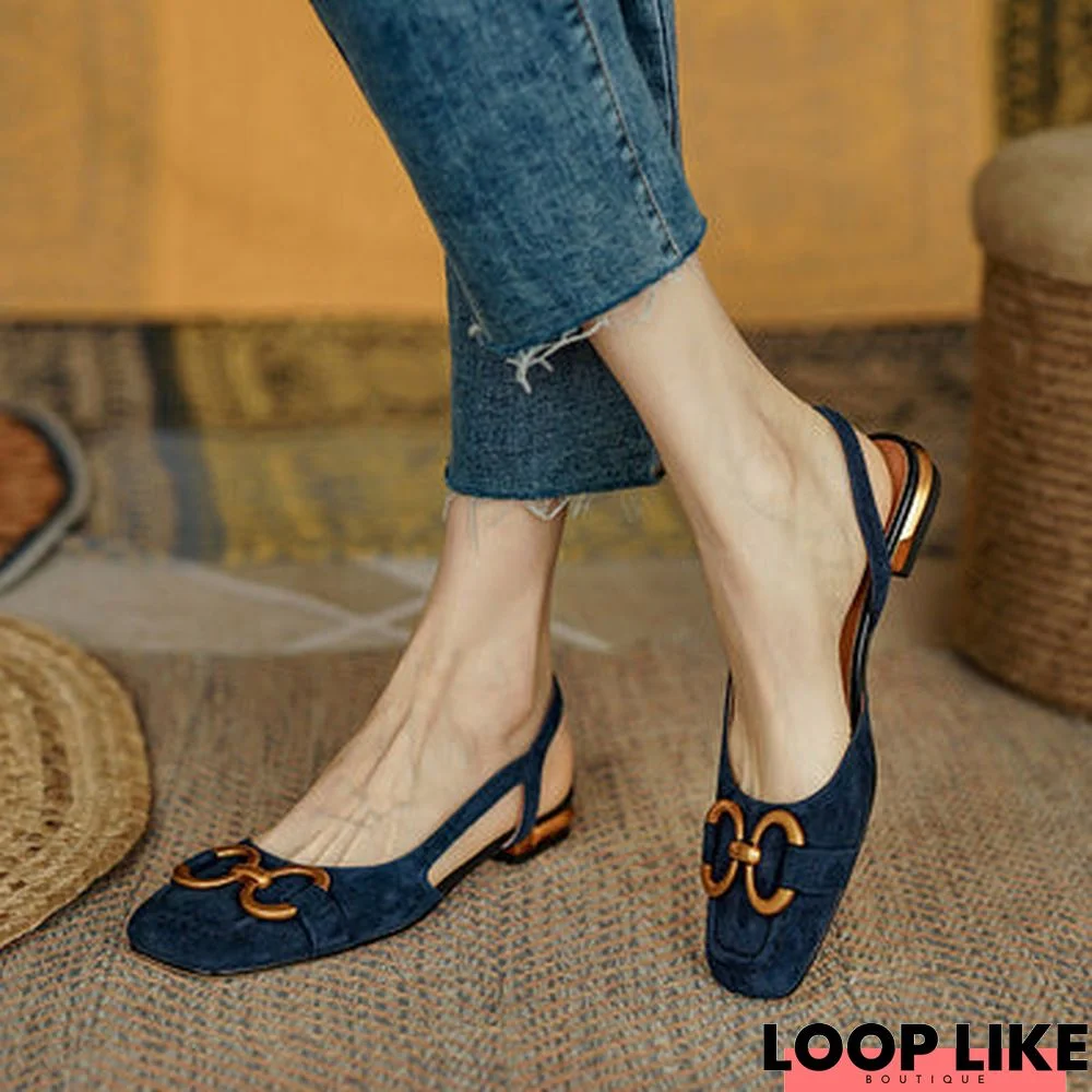 Summer Low Heel Shoes for Women: Closed Toe, Chunky Heel, and Horsebit Buckle