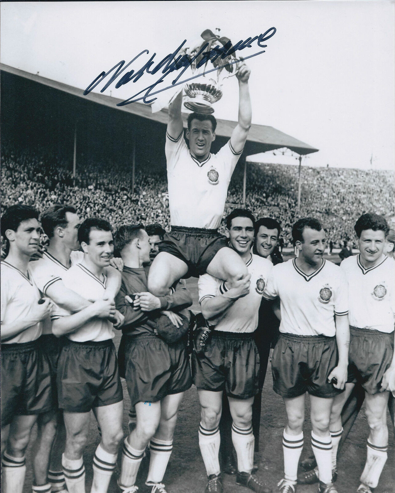 Nat LOFTHOUSE SIGNED Autograph 10x8 Photo Poster painting AFTAL COA Bolton Wanderers