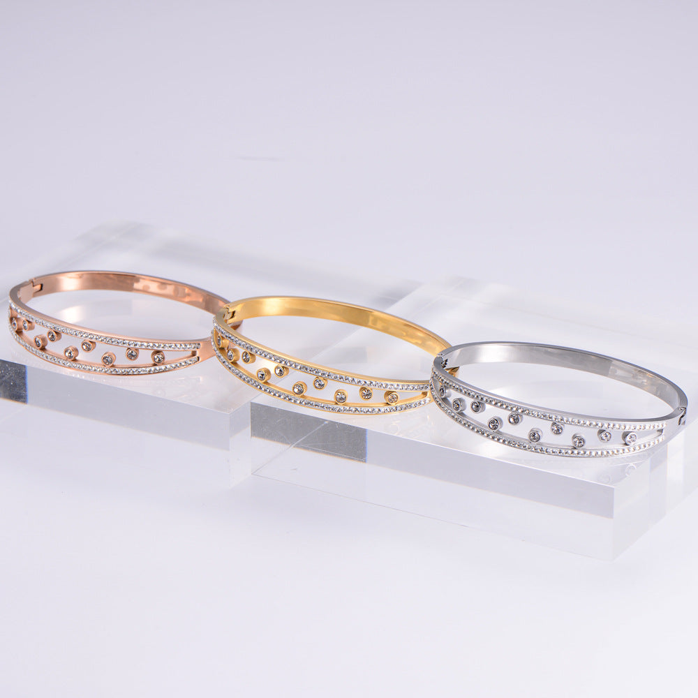 Fashion Women Metal Diamond Heart Titanium Steel Electroplating Bangles4