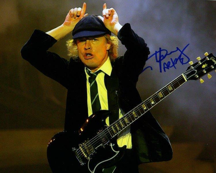 REPRINT - AC/DC ANGUS YOUNG Autographed Signed 8 x 10 Glossy Photo Poster painting Poster ACDC