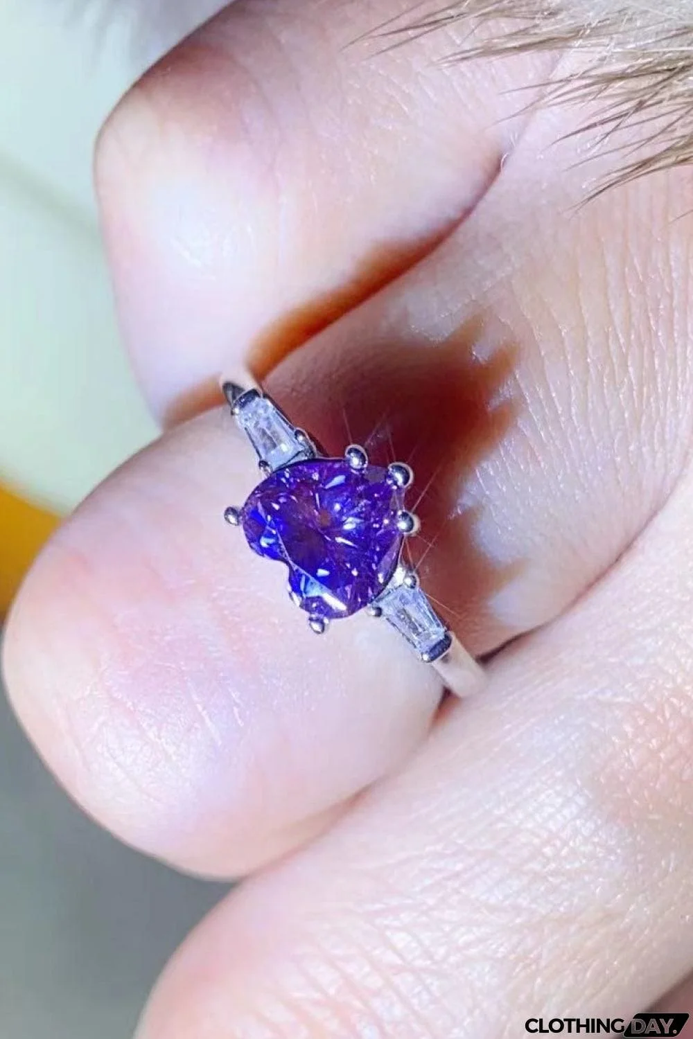 1 Carat Moissanite Heart-Shaped Platinum-Plated Ring in Purple