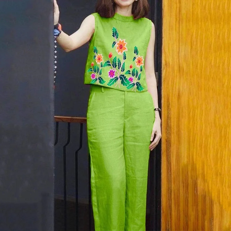 VChics Casual Sleeveless Printed Crewneck Tank Two-Piece Set