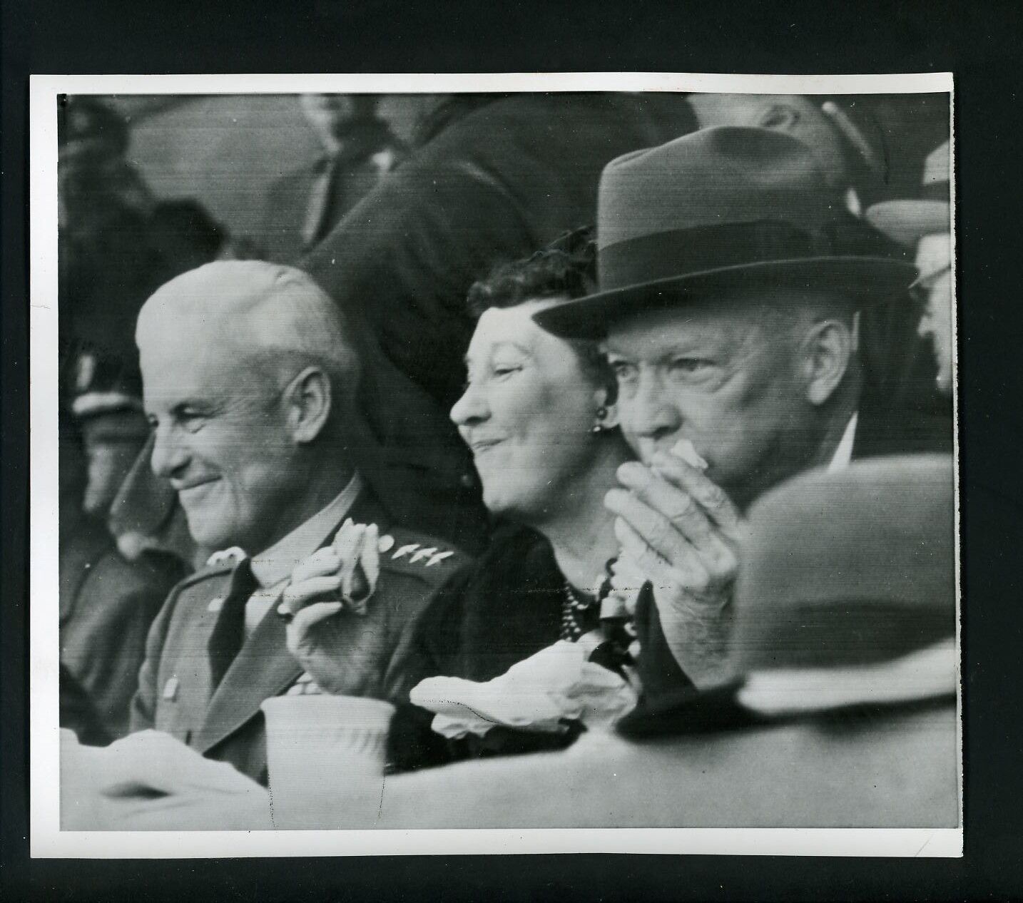 President Dwight Eisenhower & Mamie Army Colgate Football Game 1957 Press Photo Poster painting