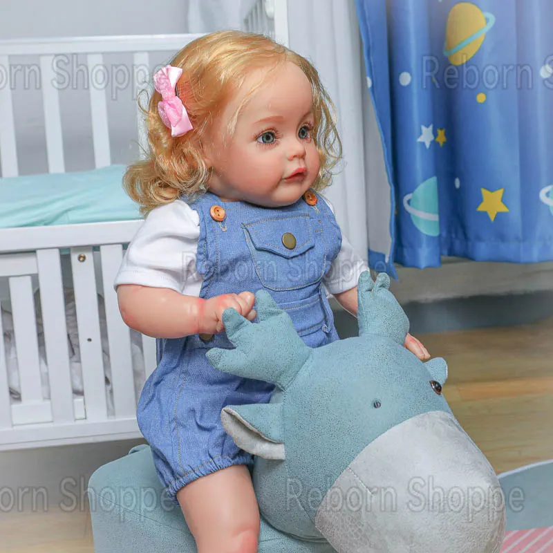 22" Abigail Smiling Girl