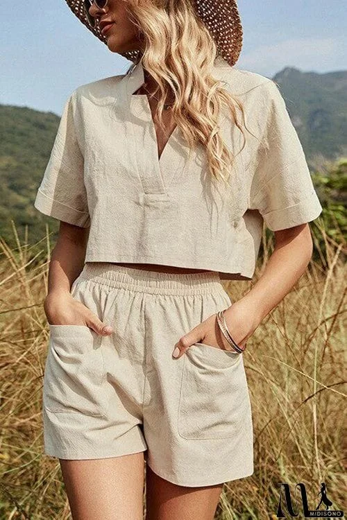 MidiSono - V Neck Crop Blouse Pockets Shorts Set