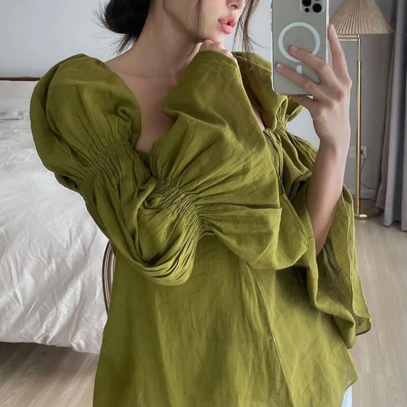 Uveng Uveng Autumn New Sweet French Square Collar Pleated Horn Sleeve Design Sense Top Women's Wear