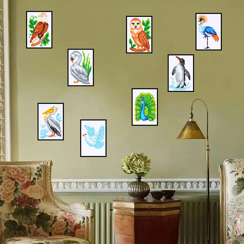 8pcs Animal DIY Mini Partial Round Diamond Painting Set Desktop Decor No Frame(12*17cm)