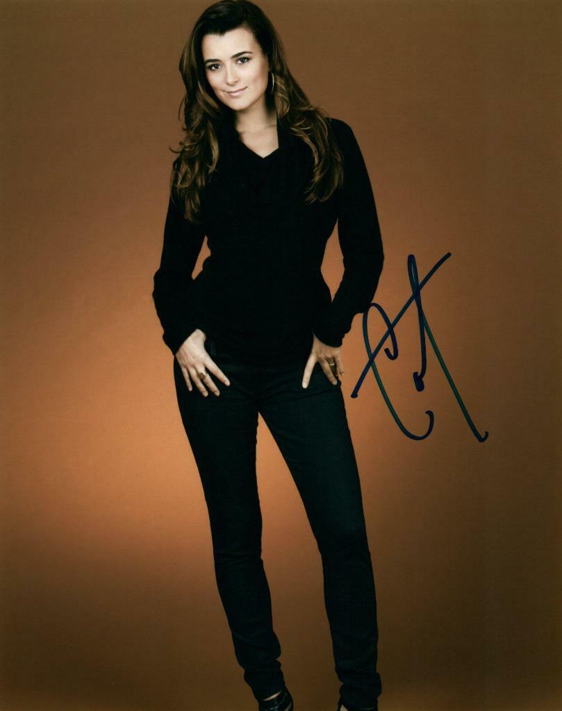 Cote De Pablo signed 8x10 Photo Poster painting autographed Picture Pic and COA