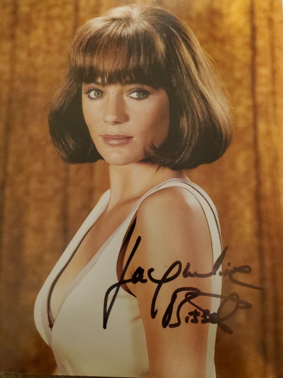 Jacqueline Bisset signed 8x10 Photo Poster painting Sexy Hot Autographed The Deep Casino Royale