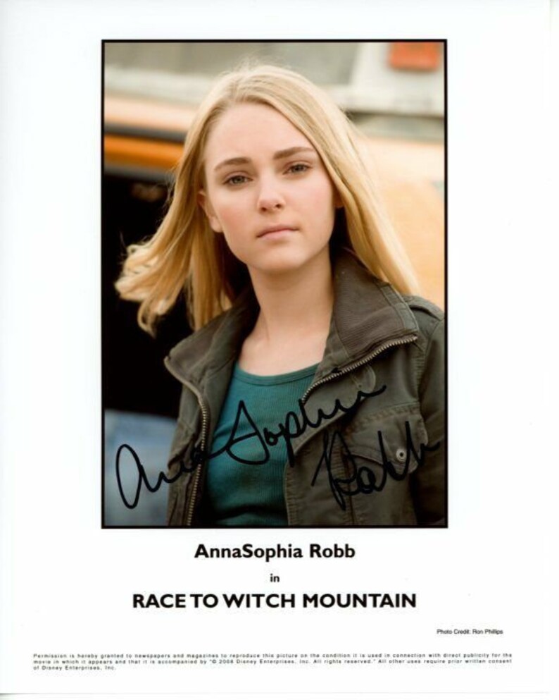 Annasophia robb signed autographed race to witch mountain sara 8x10 Photo Poster painting