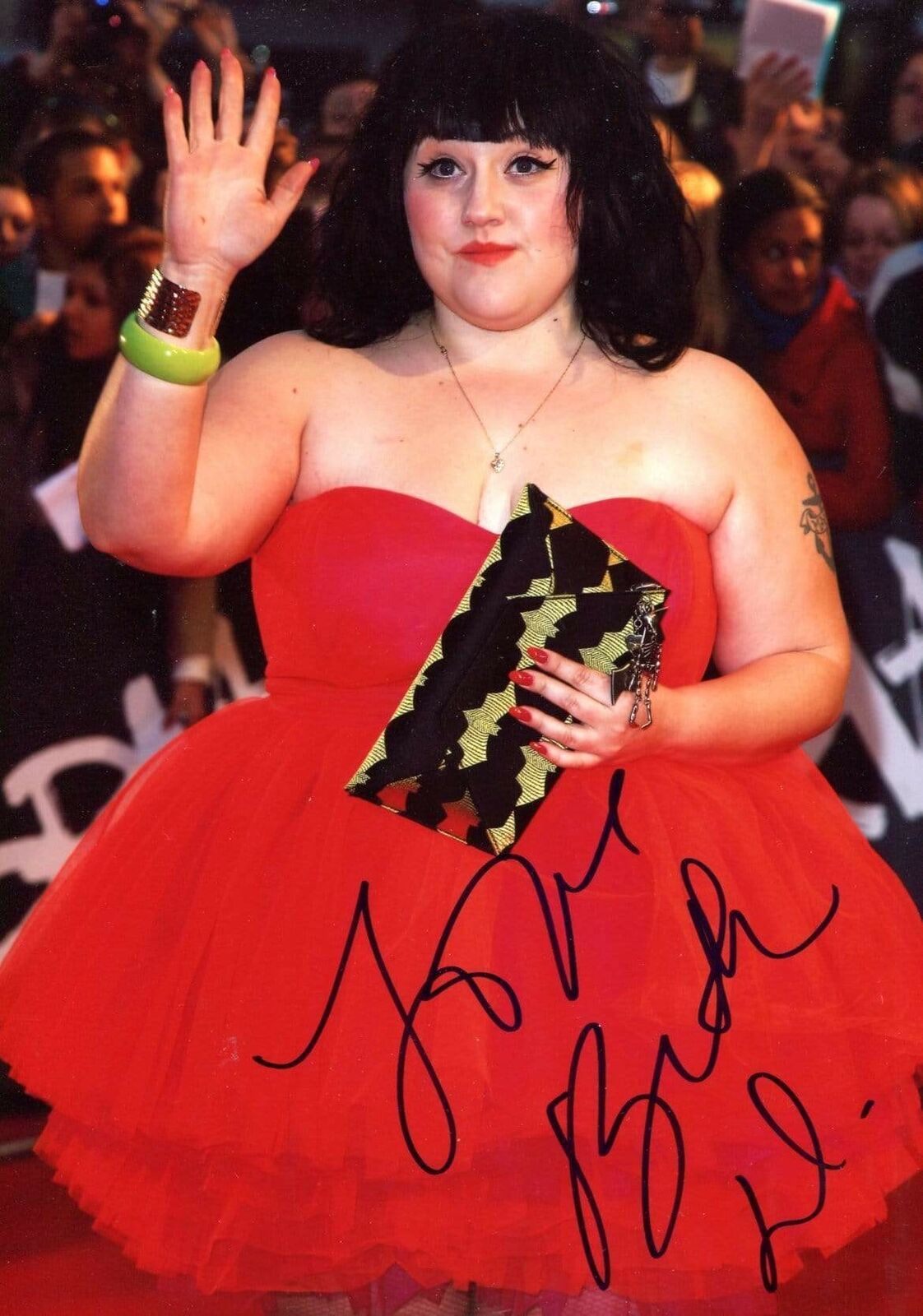 SINGER - SONGWRITER Beth Ditto GOSSIP autograph, In-Person signed Photo Poster painting