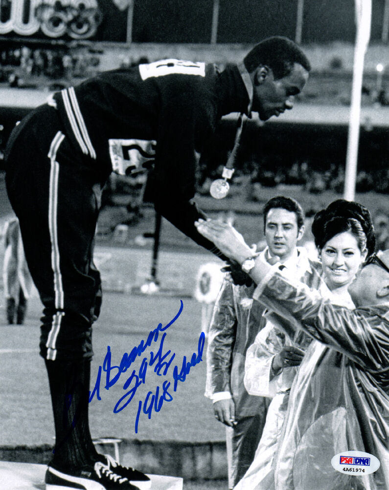 Bob Beamon SIGNED 8x10 Photo Poster painting + 29 Ft 1968 Olympics ITP PSA/DNA AUTOGRAPHED