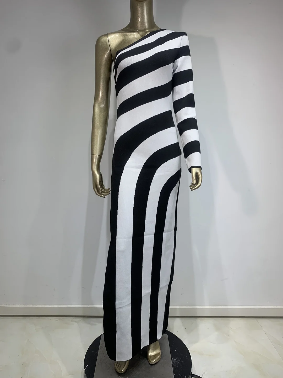Brownm New Zebra-Sclegged Long-Sleeved Leg Banding Party Dress Dress Dress