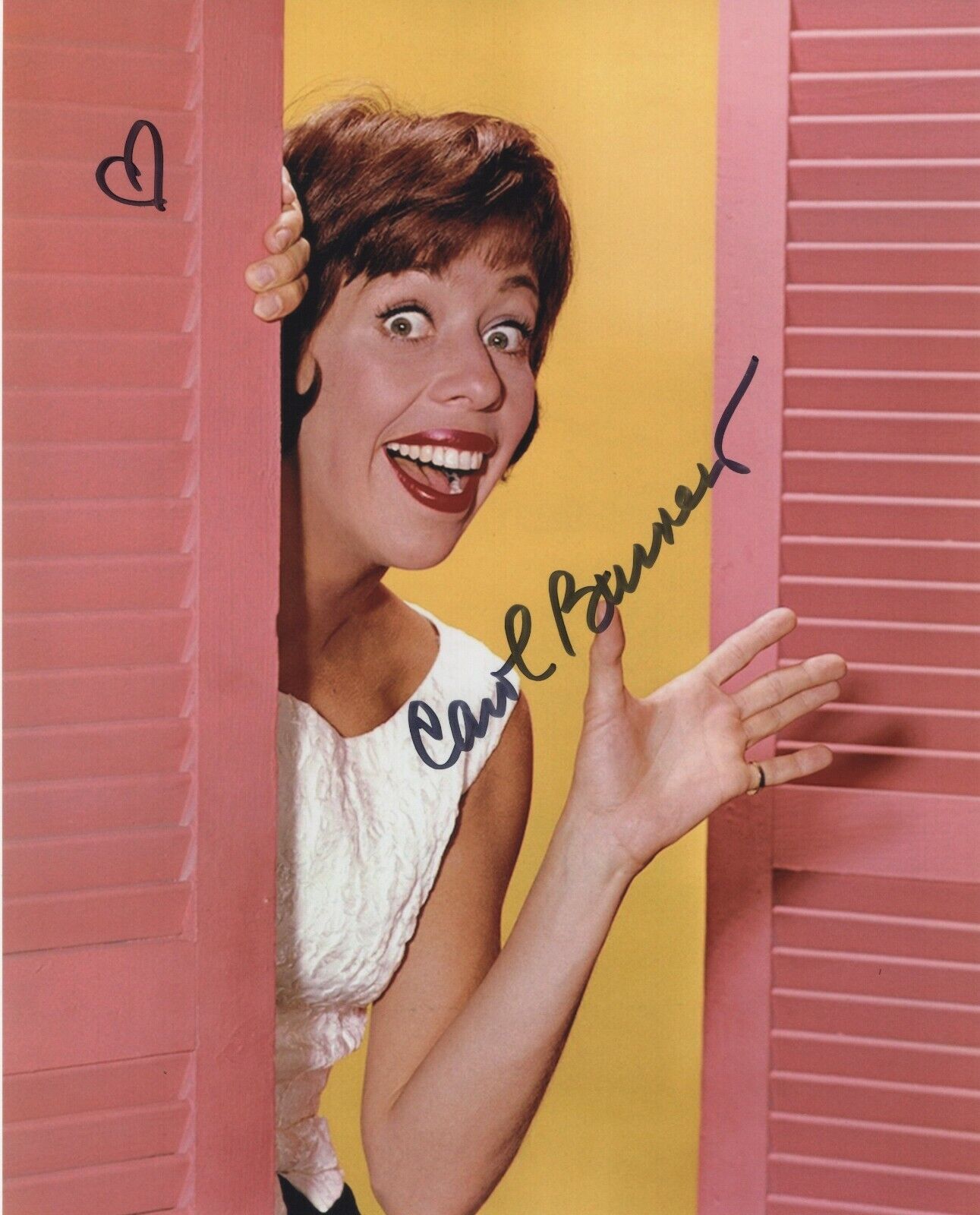 CAROL BURNETT SIGNED AUTOGRAPH 8X10 Photo Poster painting THE CAROL BURNETT SHOW