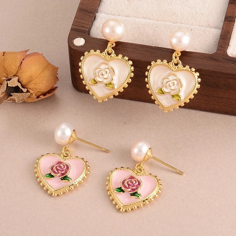 1 Pair Elegant Lady Streetwear Heart Shape Rose Enamel Inlay Copper Natural Pearl 18K Gold Plated Drop Earrings