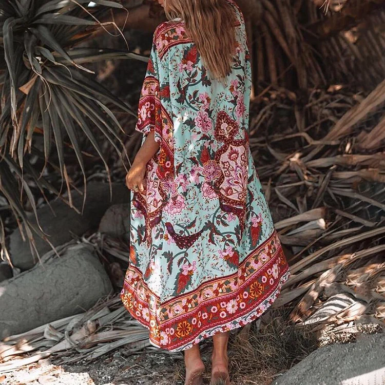 VChics Loose Short Sleeve Bohemian Sunscreen Kimono