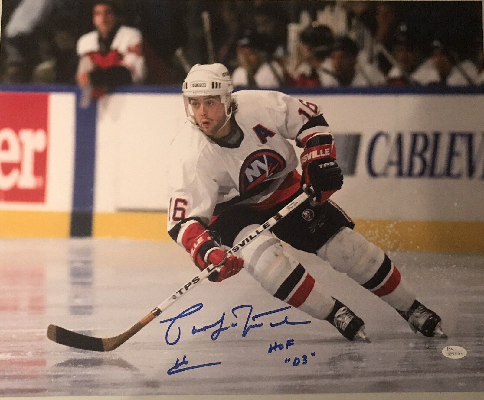 Pat LaFontaine New York Islanders “HOF 03” Autographed 16X20 Pose #1 JSA Witness