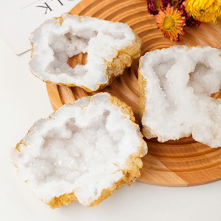 Natural White Crystal Geode Rock Gemstone Decoration