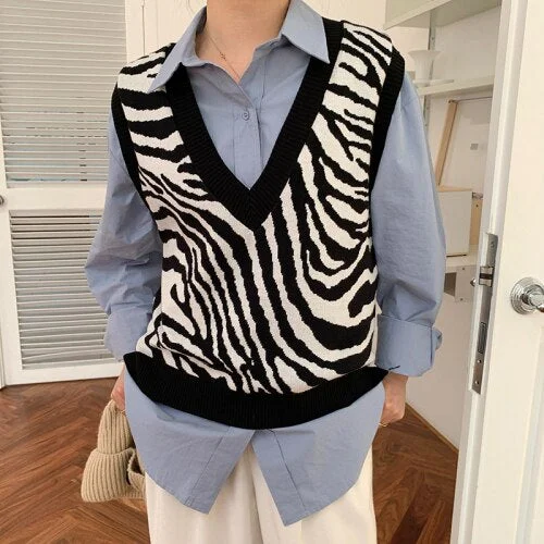 Striped Women Sweater Vest V-neck Korean Style Spring Chic Outwear Comfortable All Match Leisure Loose Pullover Fashion New Tops
