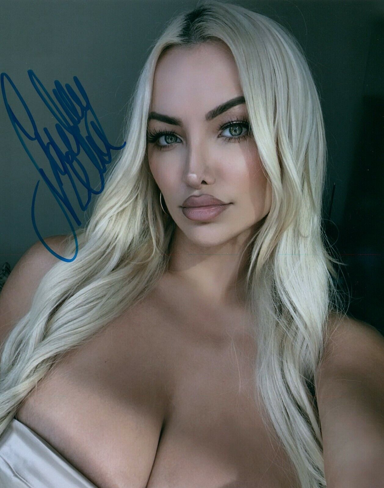 Lindsey Pelas Playboy Model Sexy Signed 8x10 Autographed Photo Poster painting COA 5