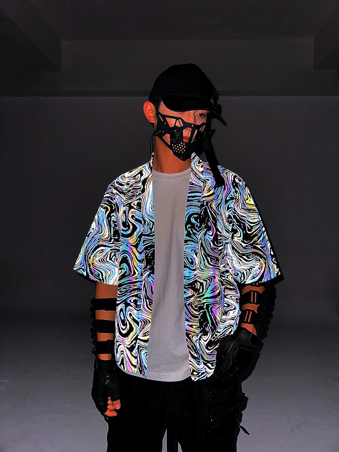 Woherb Dazzling Reflective Cardigan Robe Men And Women Five Minute Sleeve Loose Kimono Coat Retro Knit Jacket Trend-Outfit Ideas