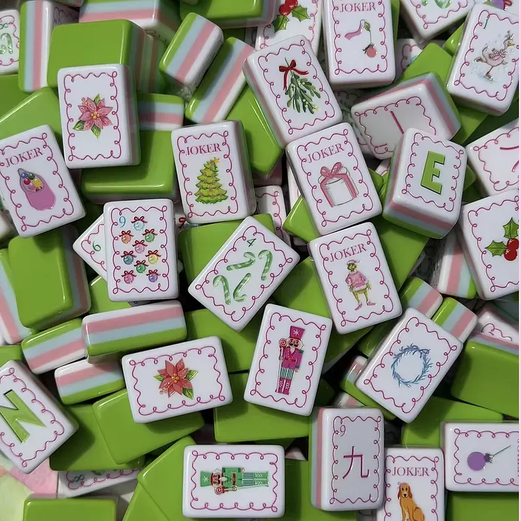 Golden Kris Kringle American Mahjong Set 4-Layer &mdash; 160 Tiles