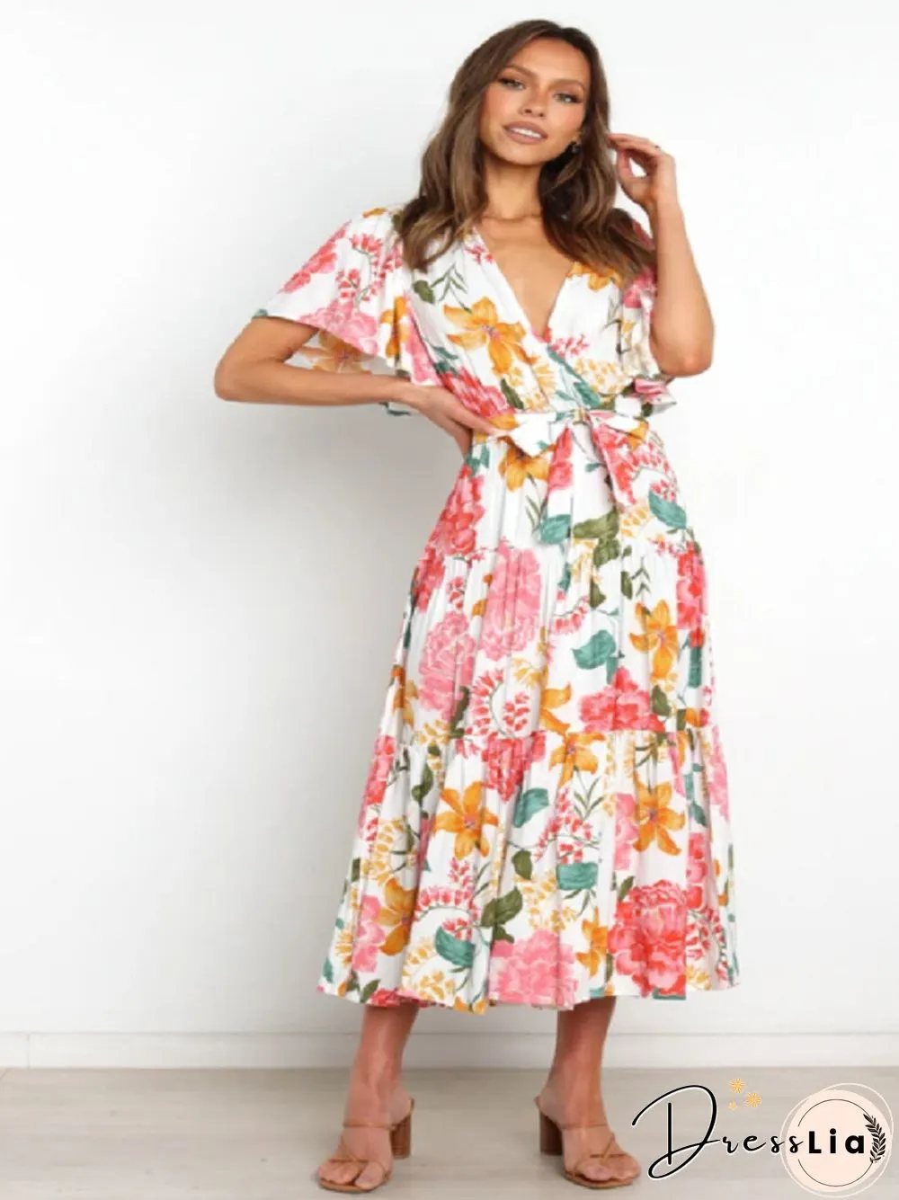 Short Sleeve Printed Dress V Neck Black Dresses