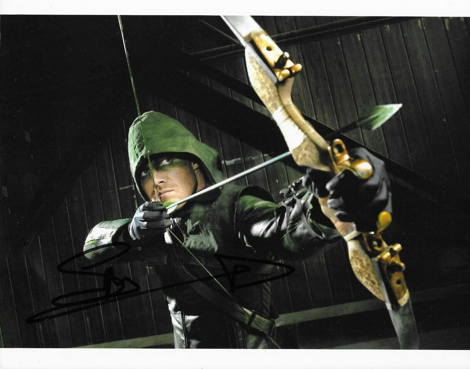 Stephen Amell Arrow autographed Photo Poster painting signed 8x10 #8 Oliver Queen