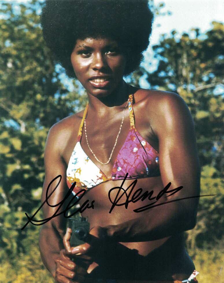 GLORIA HENDRY - Rosie Carver in Live and Let Die hand signed 10 x 8 Photo Poster painting