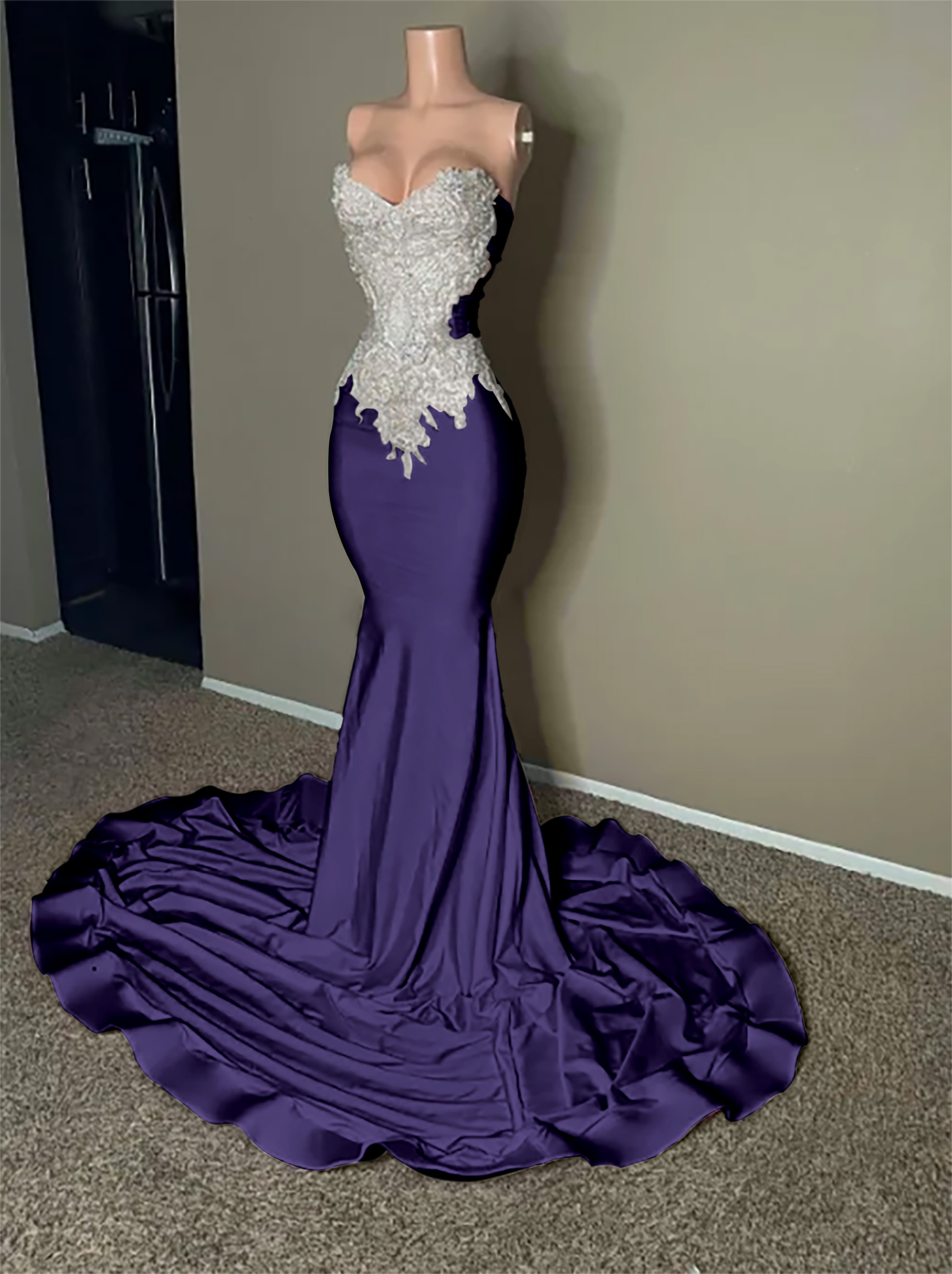 Hidais Stunning Pink Sleeveless Strapless Mermaid Long Prom Dress With Embroidery 