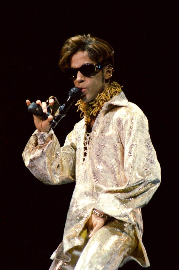 Prince 8x10 Picture Simply Stunning Photo Poster painting Gorgeous Celebrity #9