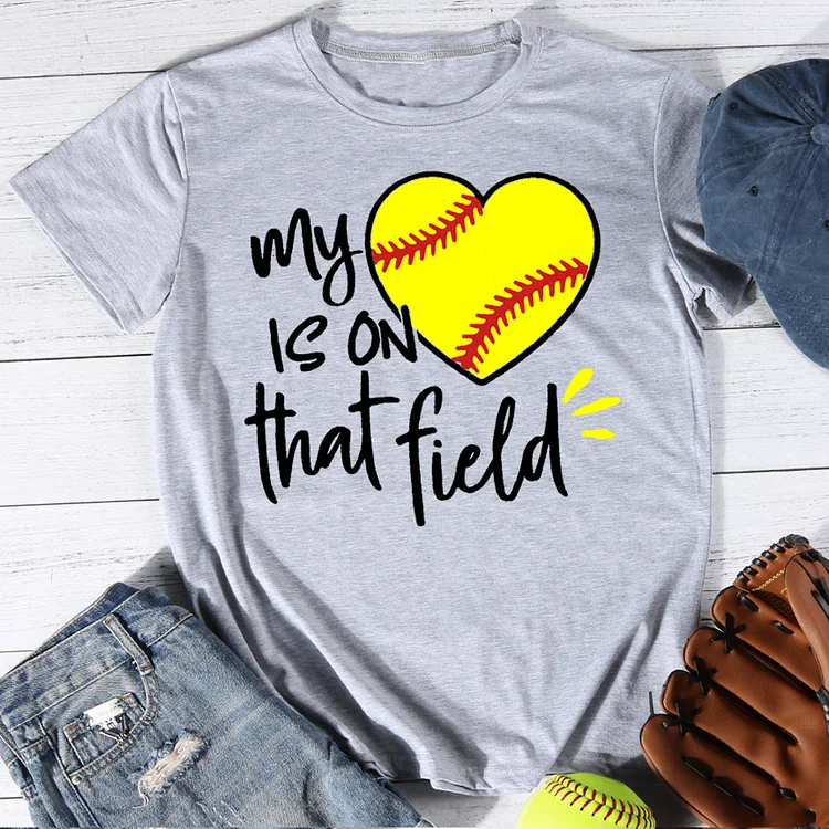 AL™ My Heart Is On That Field Softball T-shirt Tee -013373-Annaletters