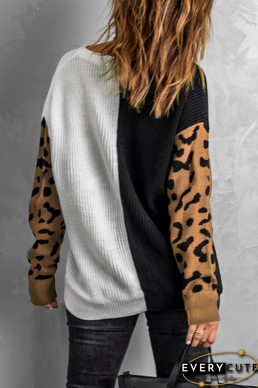 Leopard Print Contrast Color V Neck Sweater
