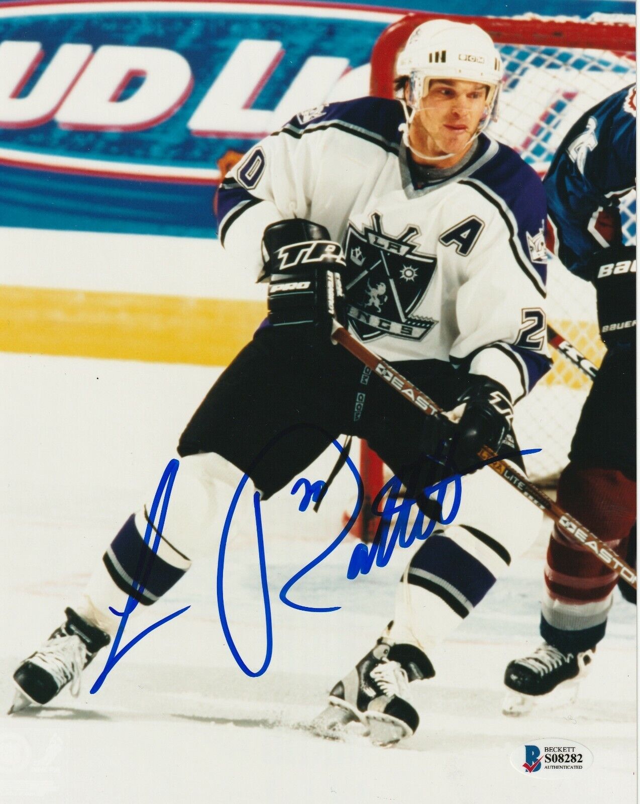 LUC ROBITAILLE Signed Los Angeles KINGS 8x10 Photo Poster painting w/ Beckett COA