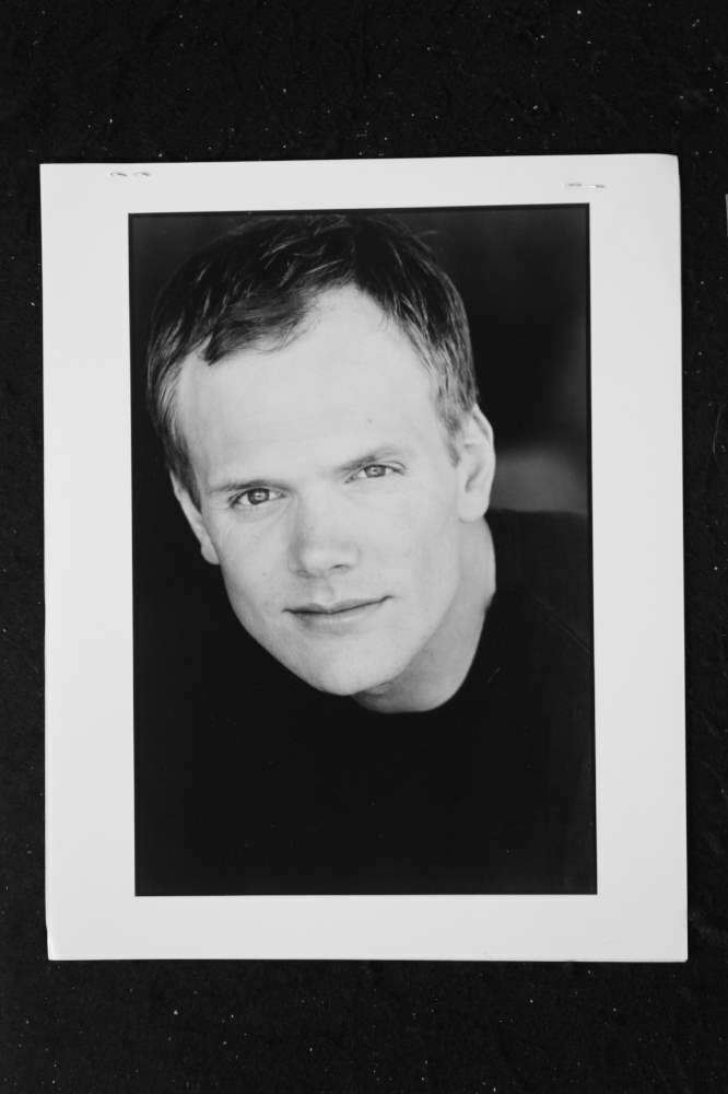 Joel Mchale - 8x10 Headshot Photo Poster painting w/ Resume - Community