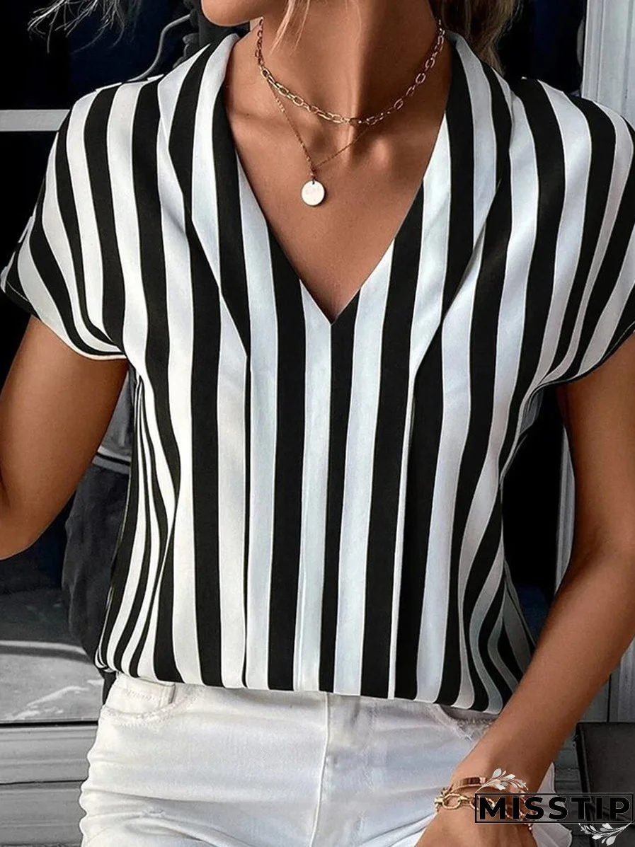 Striped Casual V-Neck T-Shirt
